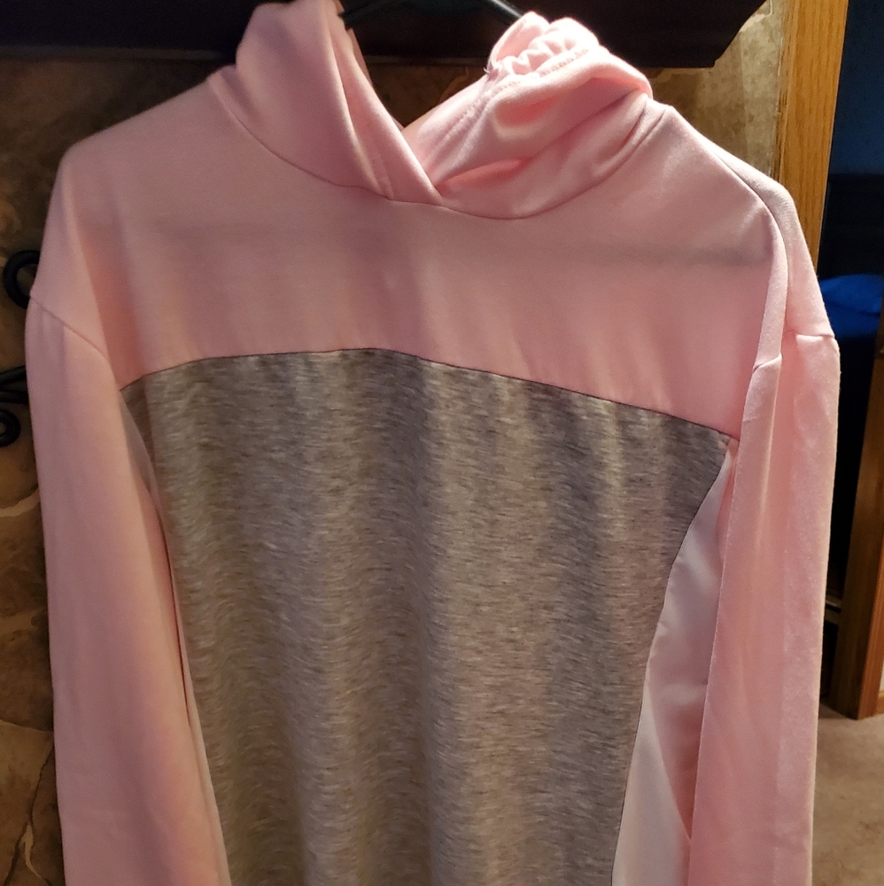 Long sleeve sweatshirt